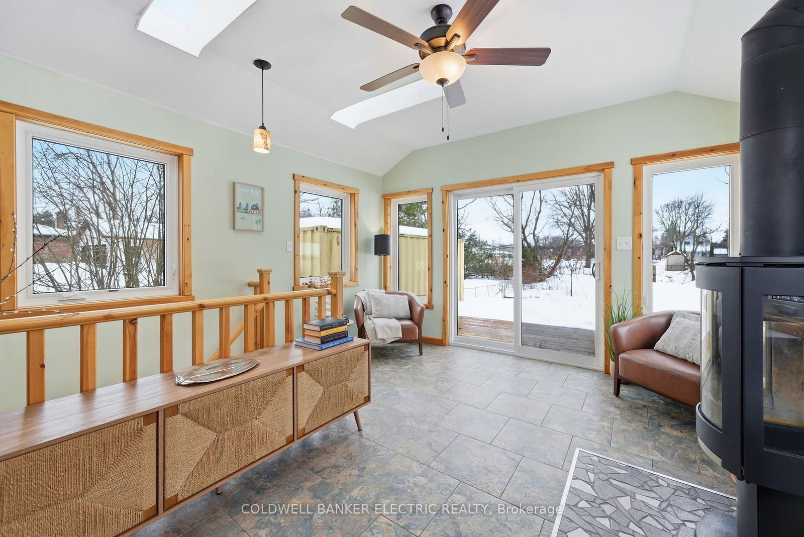 Detached House for sale at 607 Armour Road, Peterborough, Ontario, K9H 1Z3 - Ashburnham Ward 4 - MLS: X12989038