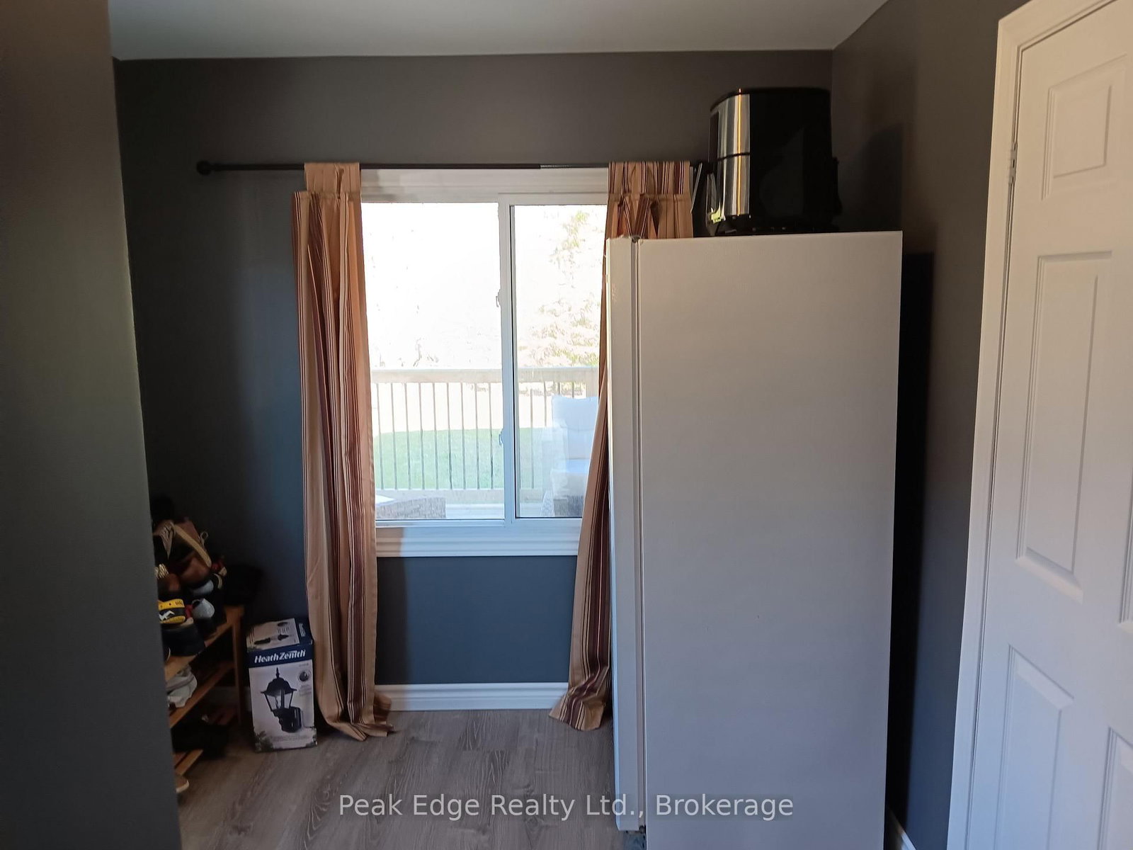 343 10th Avenue - Photo 15