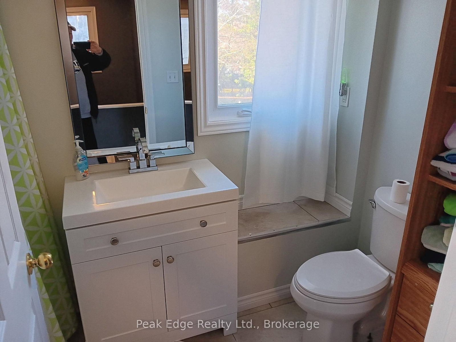 343 10th Avenue - Photo 17