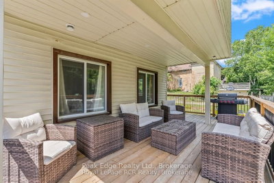 343 10th Avenue • Hanover, ON photo 5