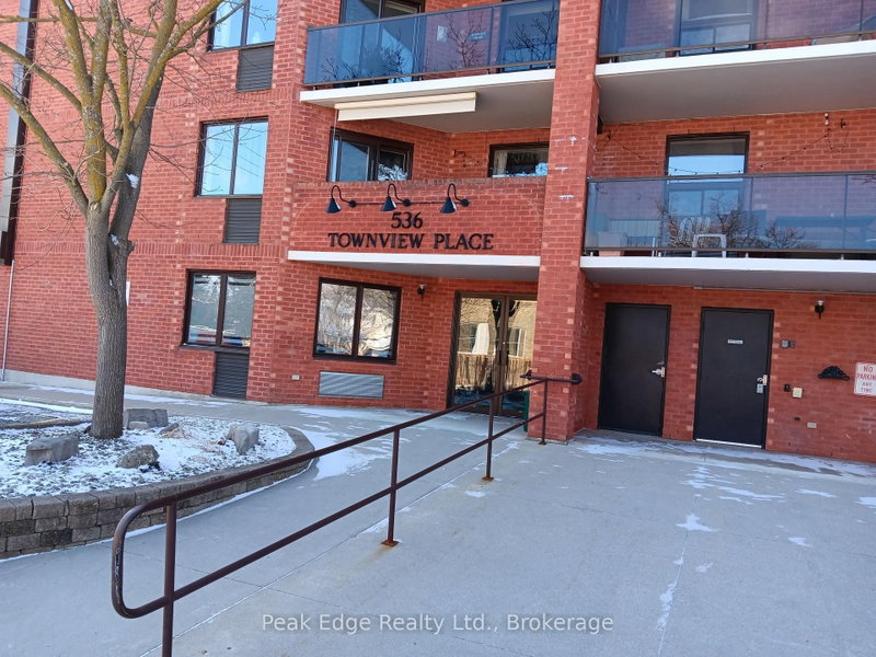 303 - 536 11th Avenue