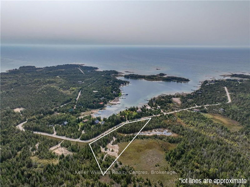 128 Little Pine Dr, Northern Bruce Peninsula, N0H 1Z0 | Image 2