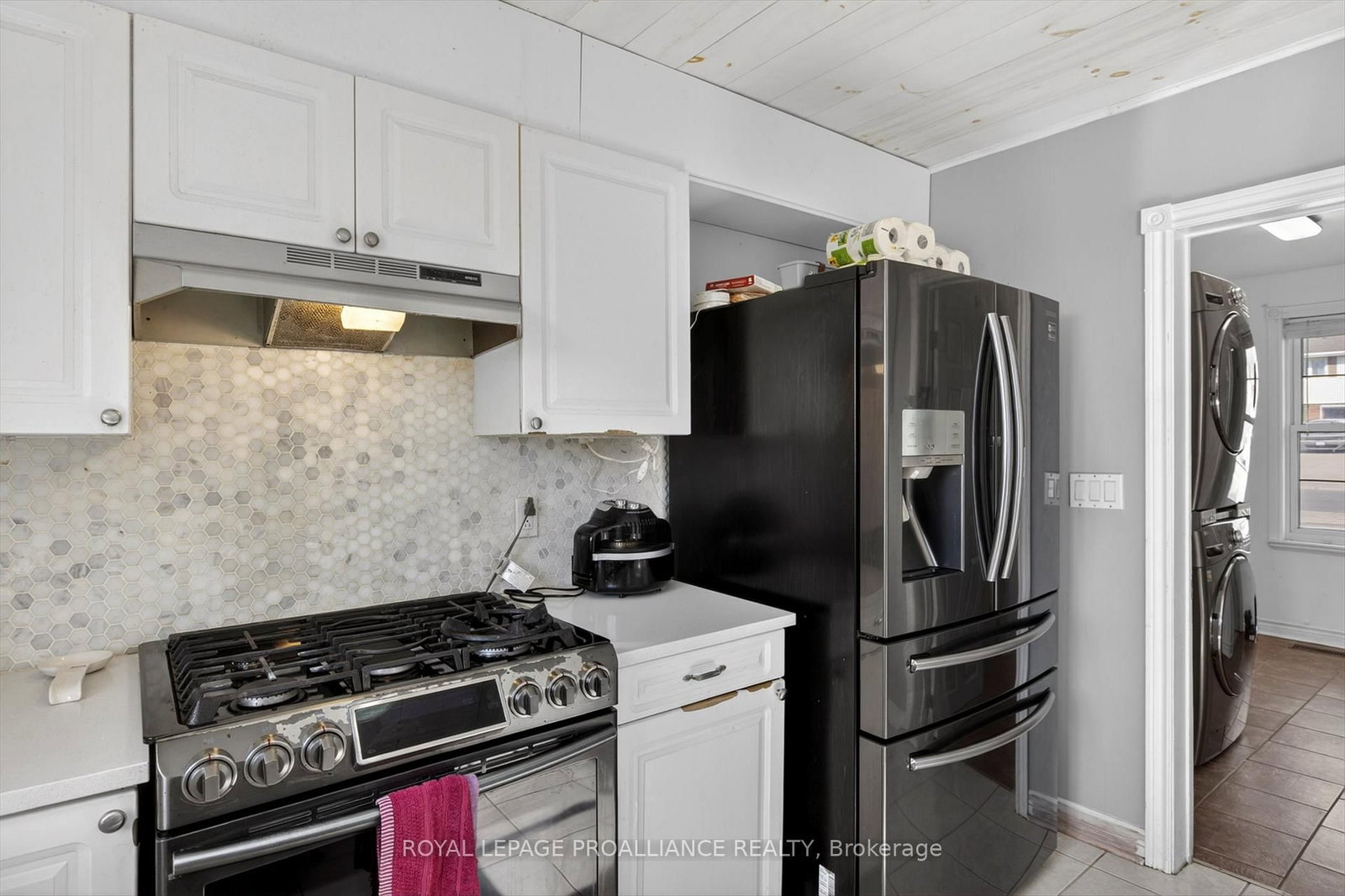 Detached House for sale at 1539 Cherryhill Road, Peterborough, Ontario, K9K 1A7 - Monaghan Ward 2 - MLS: X12989544