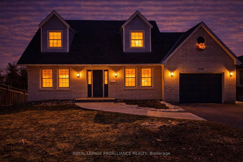 1539 Cherryhill Rd, Peterborough, K9K 1A7 | Image 2