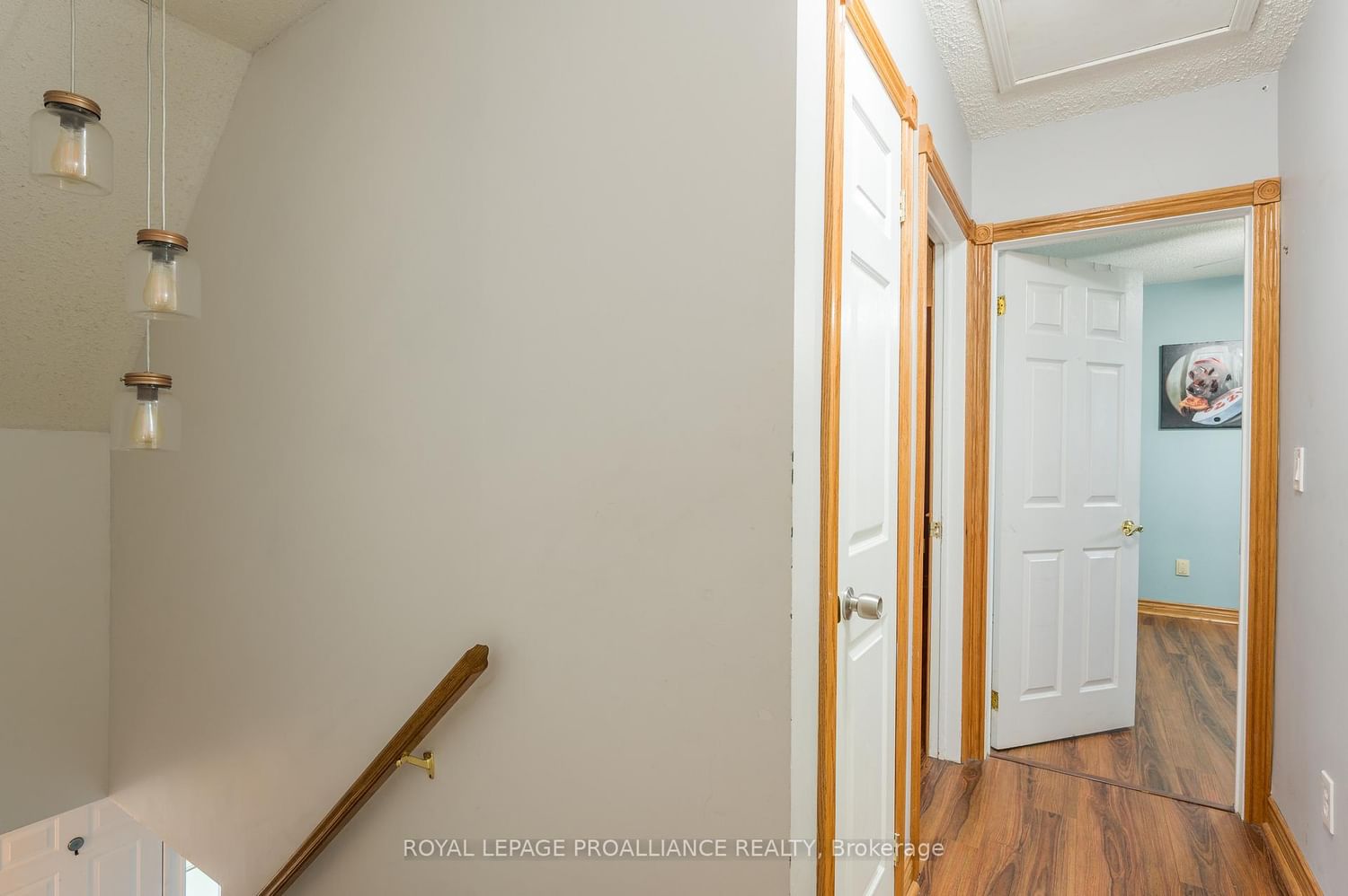 Detached House for sale at 1539 Cherryhill Road, Peterborough, Ontario, K9K 1A7 - Monaghan Ward 2 - MLS: X12989544