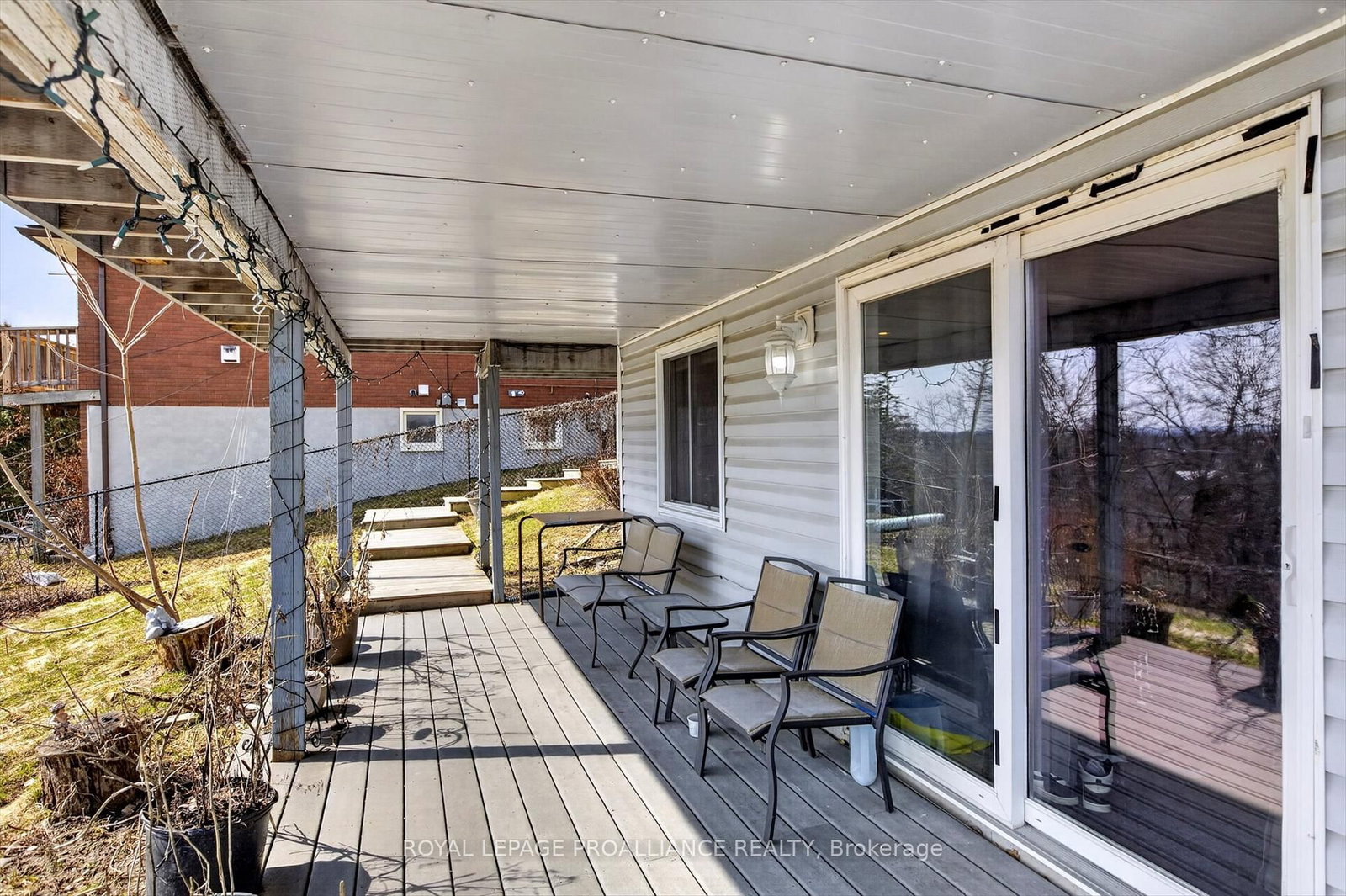 Detached House for sale at 1539 Cherryhill Road, Peterborough, Ontario, K9K 1A7 - Monaghan Ward 2 - MLS: X12989544