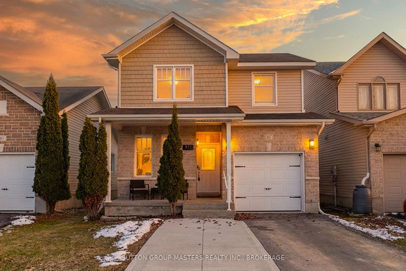 home for sale on 811 Lotus Avenue