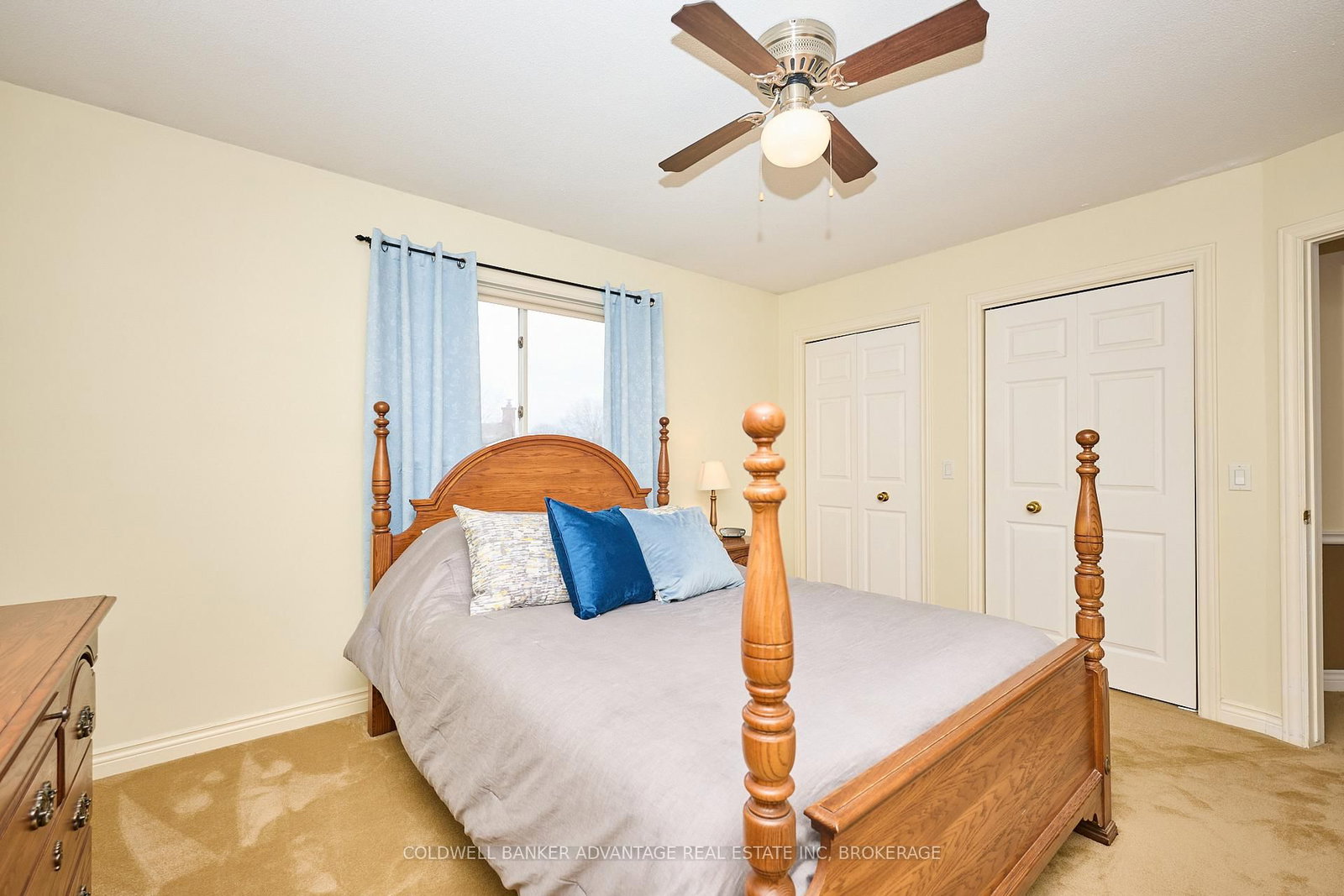 Detached House for sale at 28 Dixon Crescent, Welland, Ontario, L3C 6P4 - N. Welland - MLS: X12989722