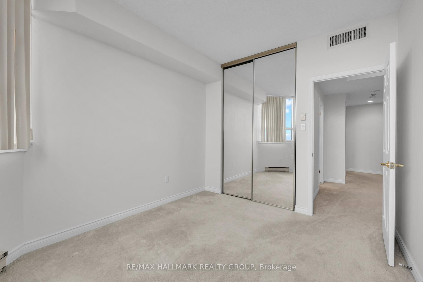 1480 Riverside Drive, Unit 2204 - Photo 22