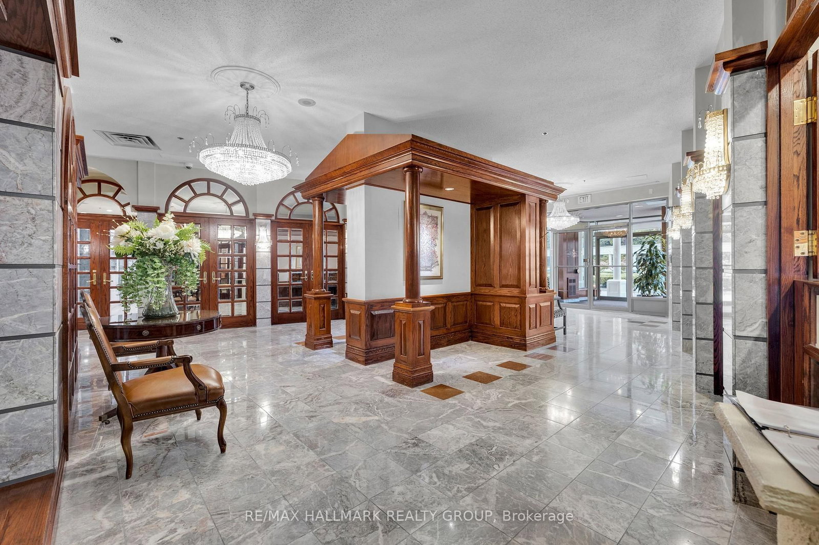 1480 Riverside Drive, Unit 2204 - Photo 3