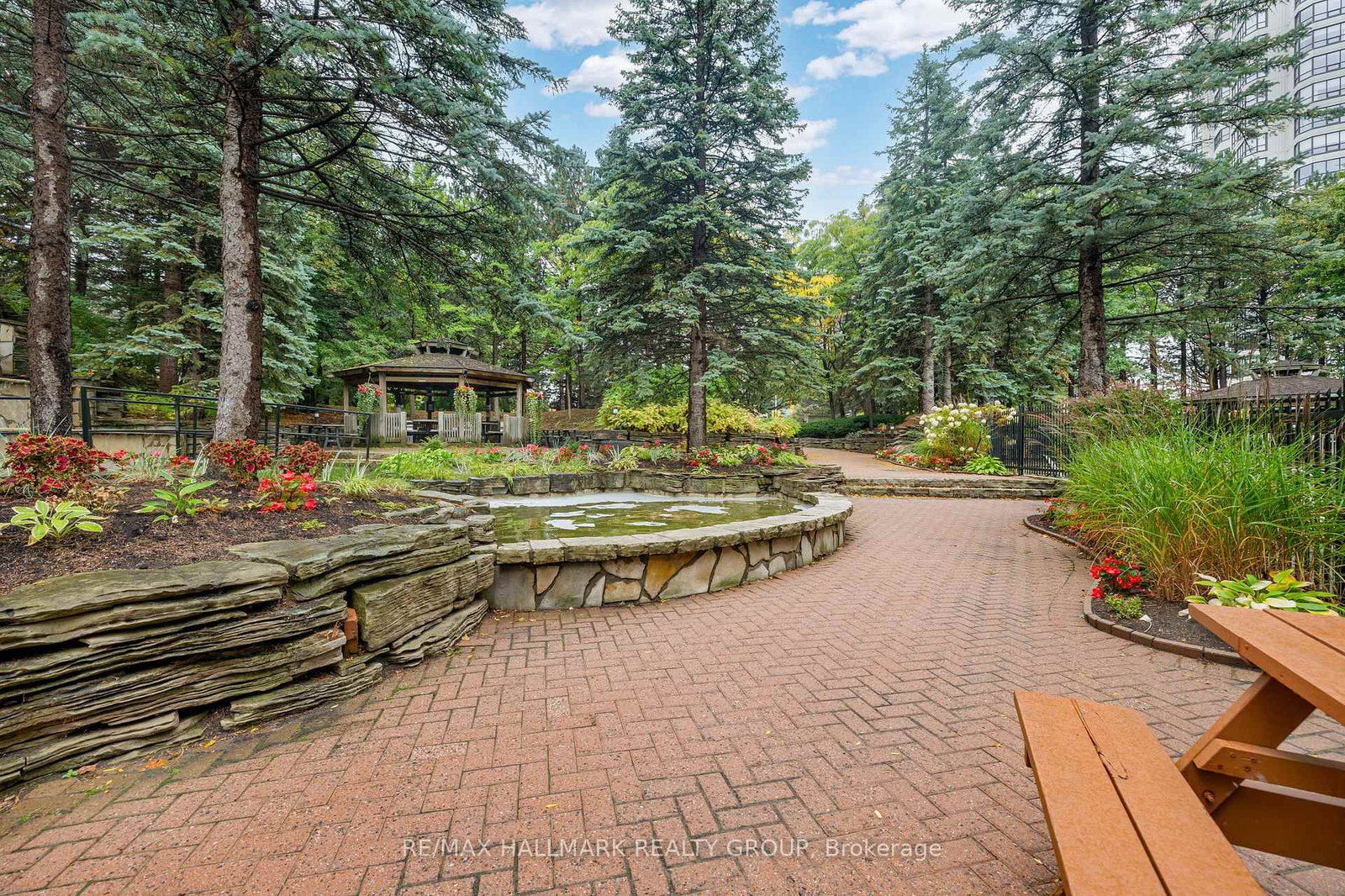 1480 Riverside Drive, Unit 2204 - Photo 34