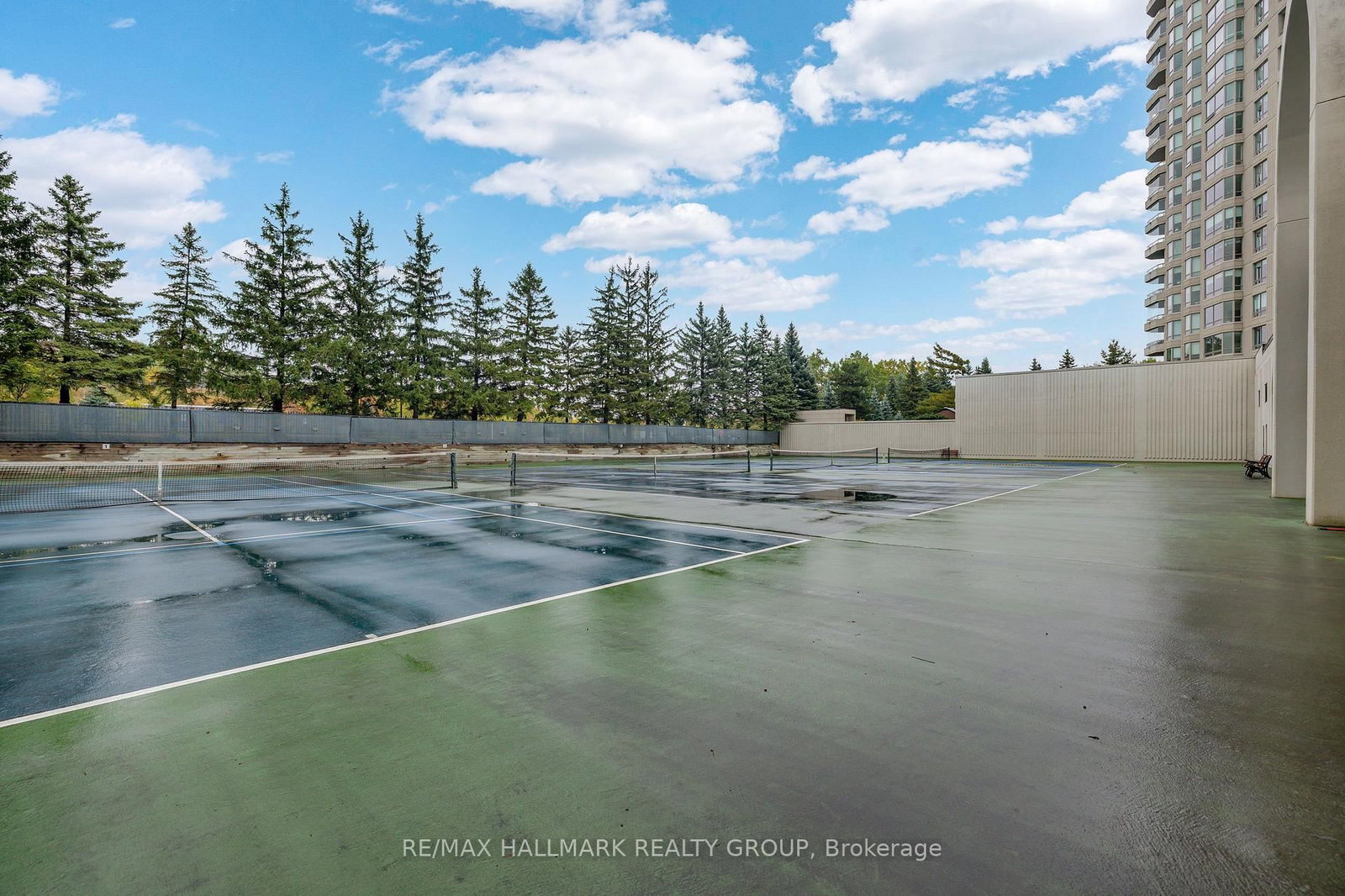 1480 Riverside Drive, Unit 2204 - Photo 35