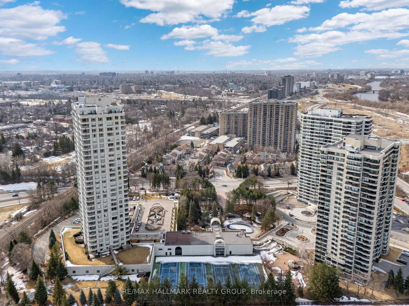 1480 Riverside Drive, Unit 2204 - Photo 37