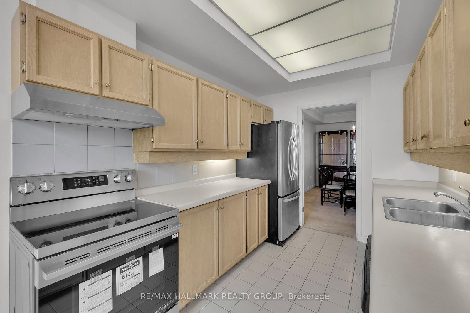 1480 Riverside Drive, Unit 2204 - Photo 9