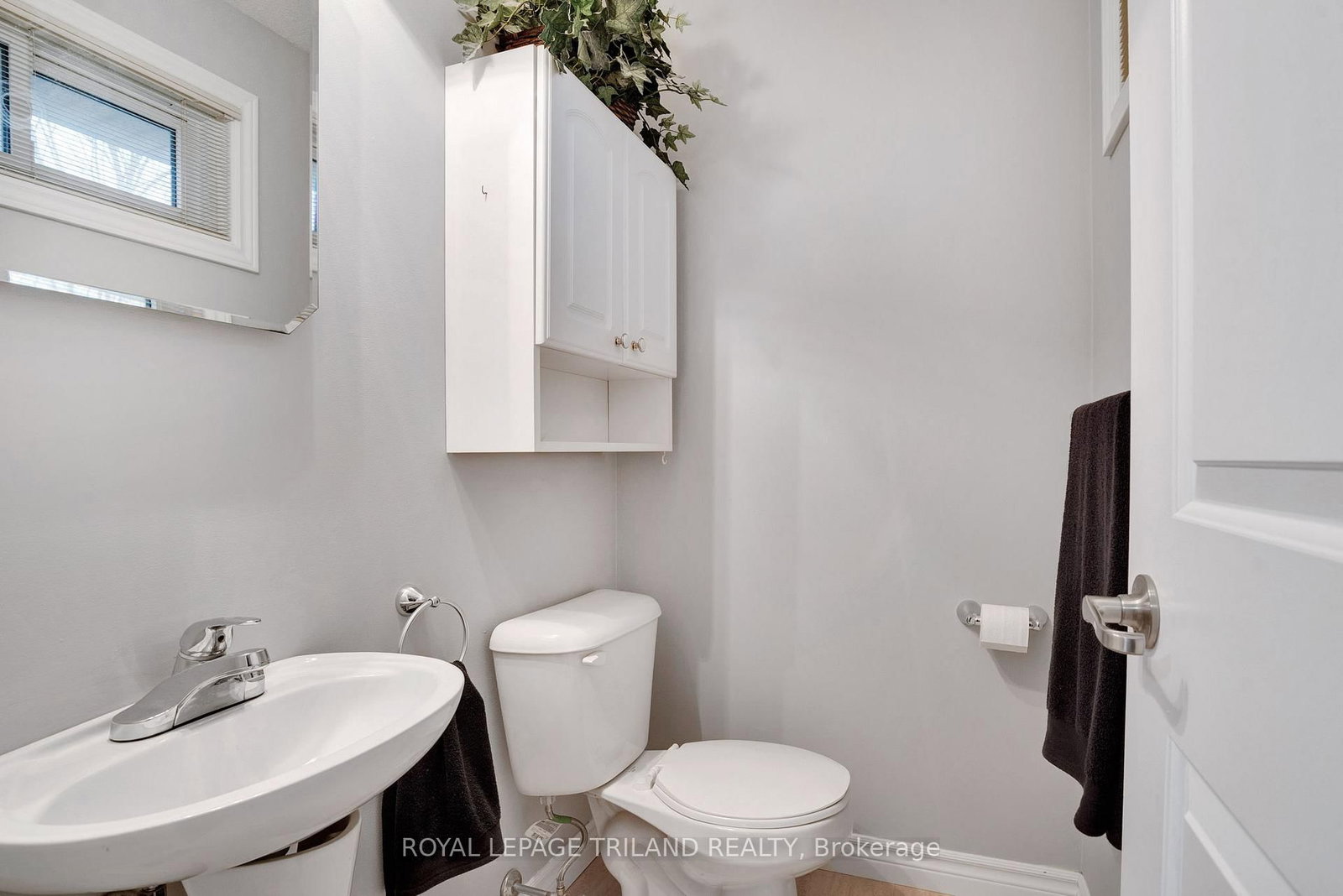 Detached House for sale at 31 Edgehill Road, London North, Ontario, N6G 2T2 - North F - MLS: X12989836