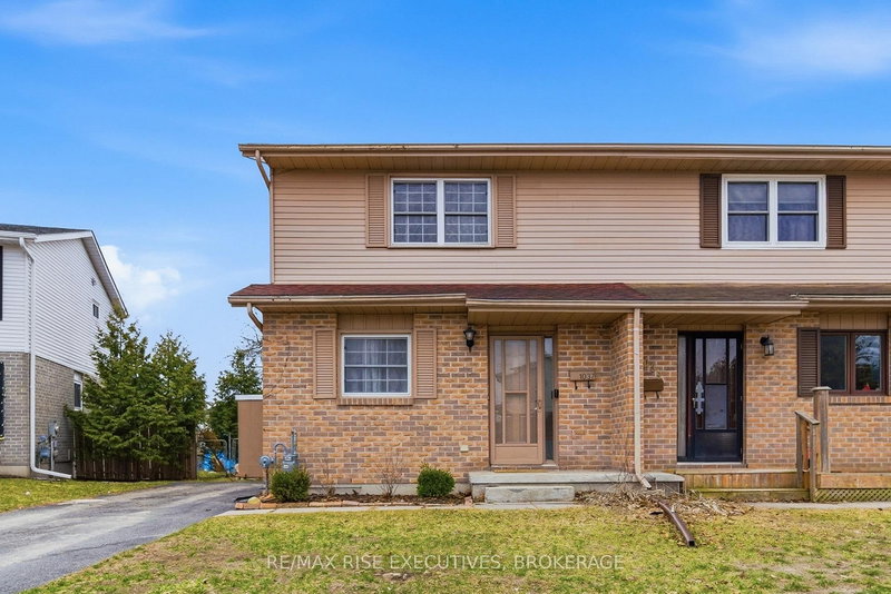 home for sale on 1037 Hickorywood Crescent