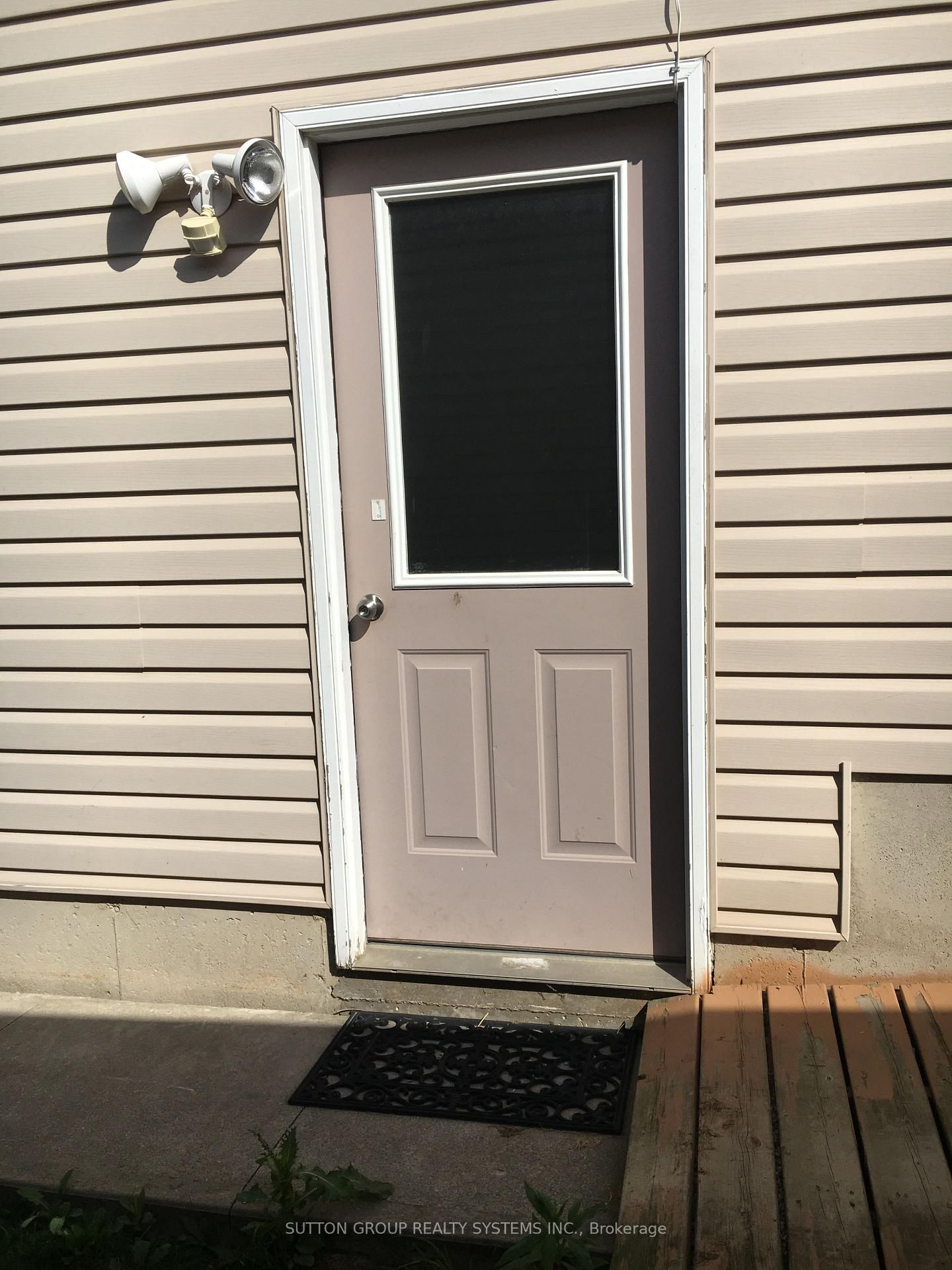 21 Mcguiness Drive - Photo 2