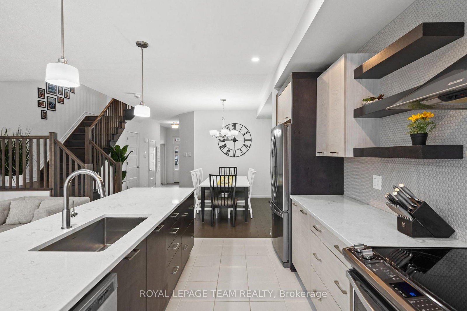 1160 Beckett Crescent - Photo 11