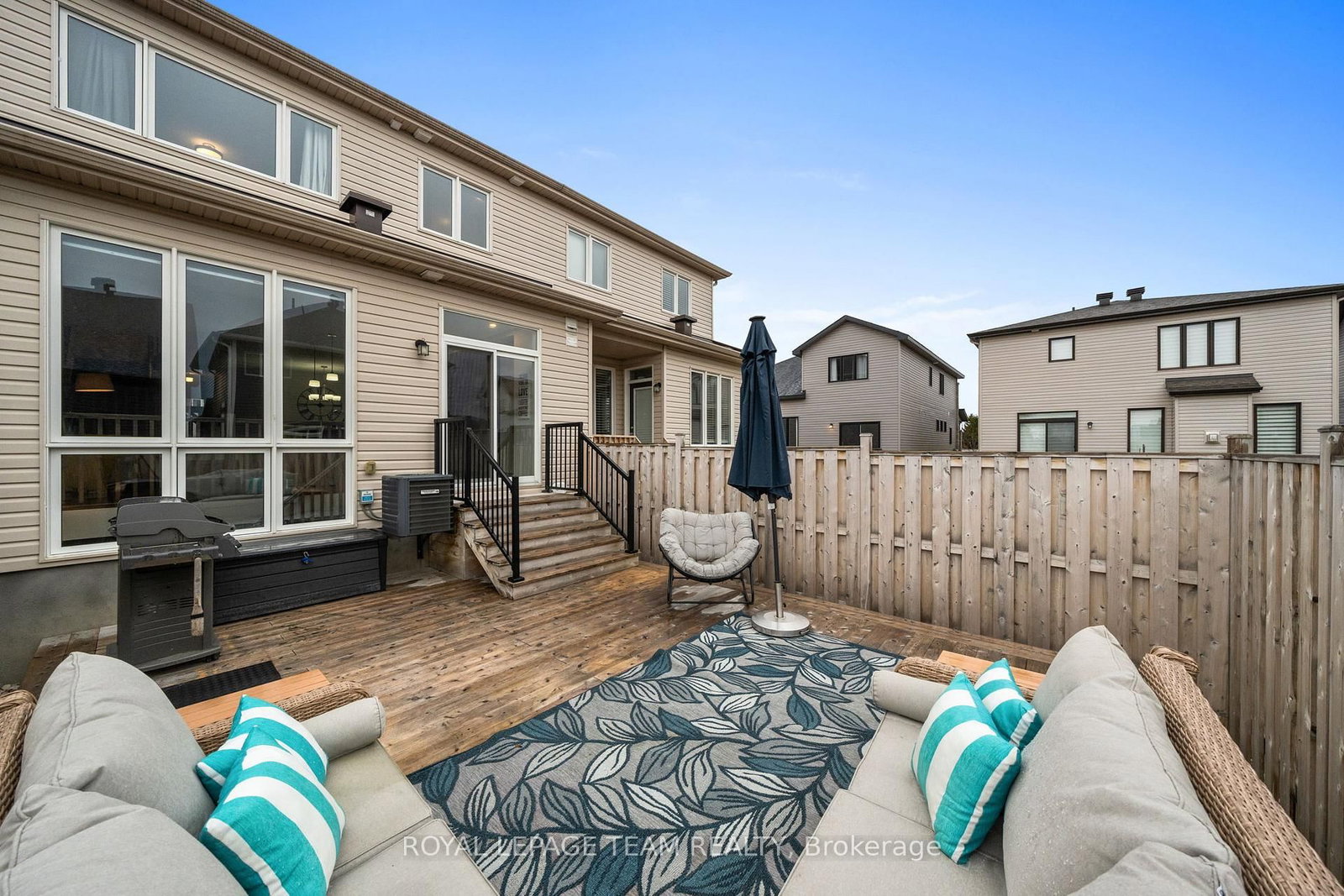 1160 Beckett Crescent - Photo 39