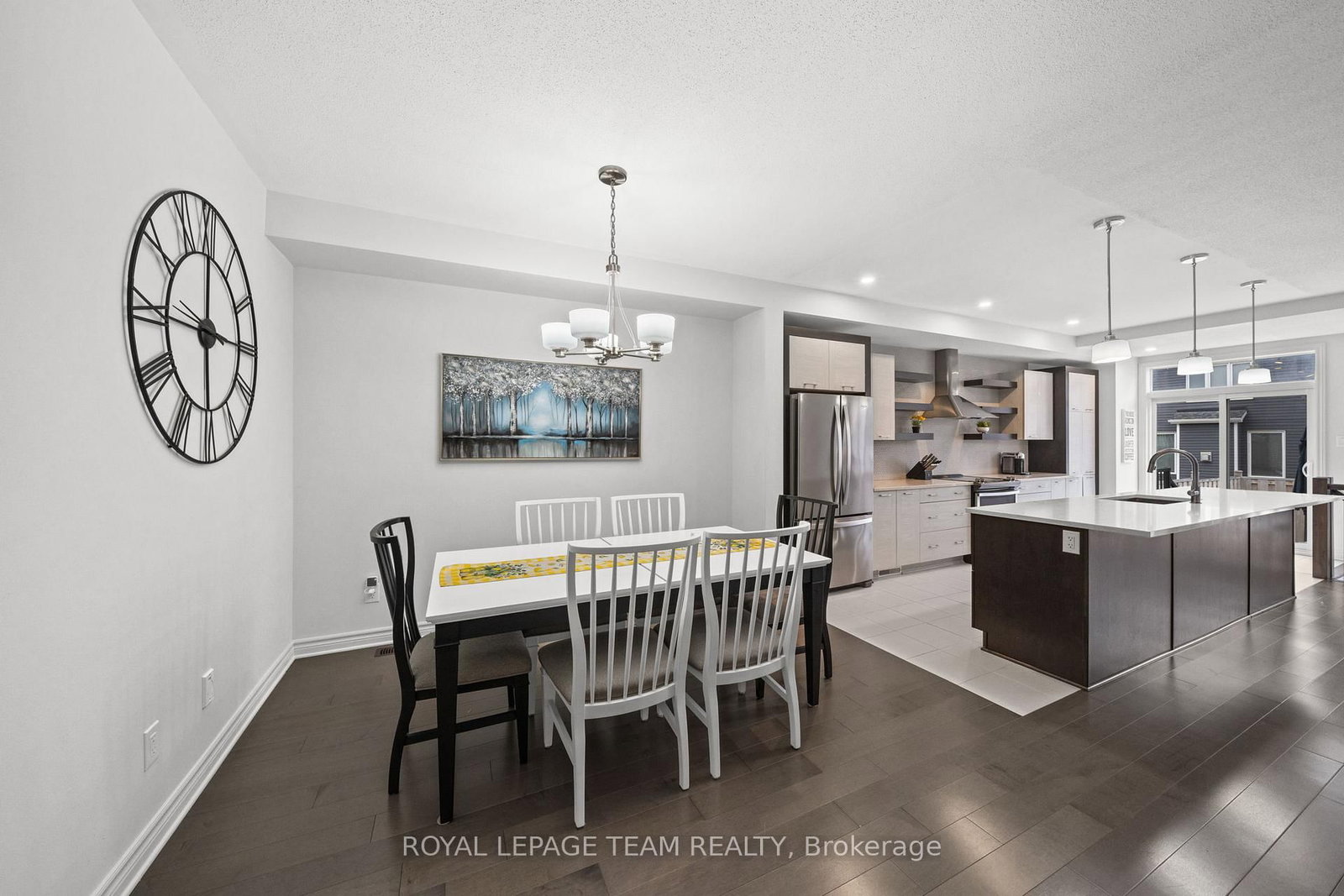 1160 Beckett Crescent - Photo 5