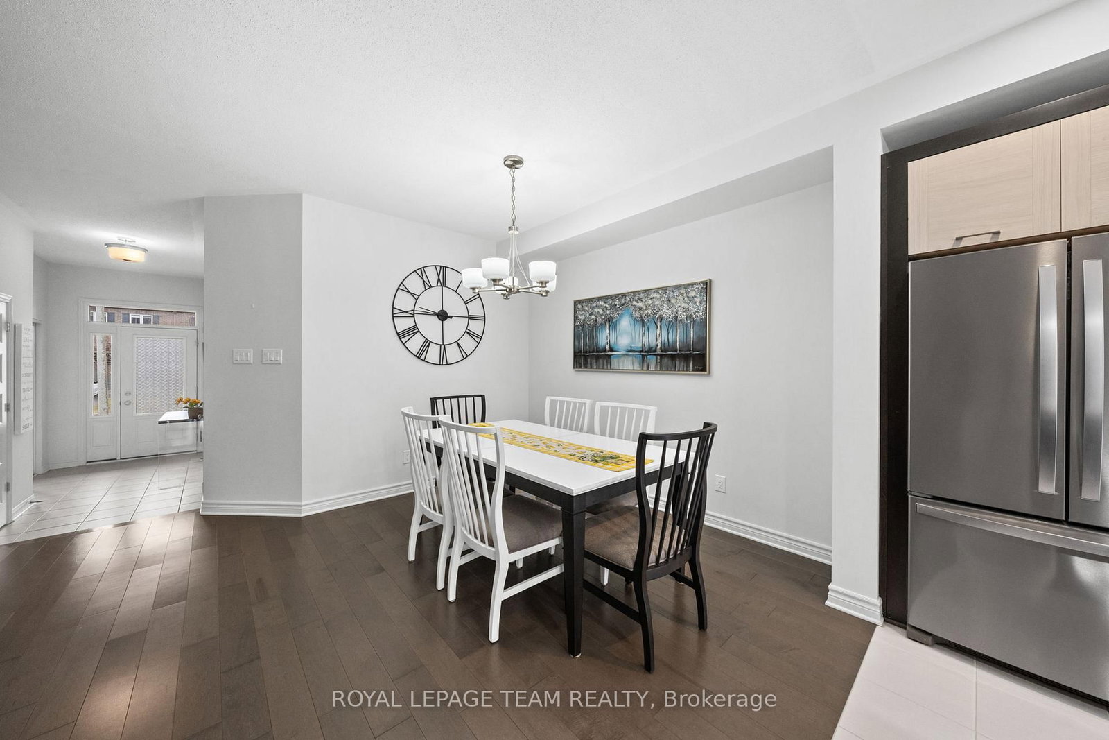 1160 Beckett Crescent - Photo 6