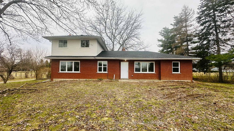 home for lease on 1722 Concession 2 Road W