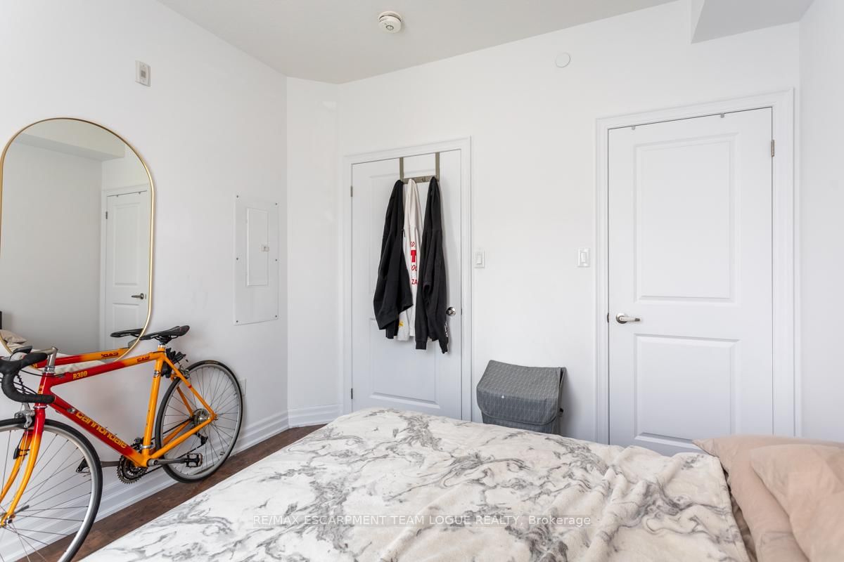 Condo for lease at 128-101 Shoreview Place, Hamilton, Ontario, L8E 0K2 - Stoney Creek - MLS: X12990070