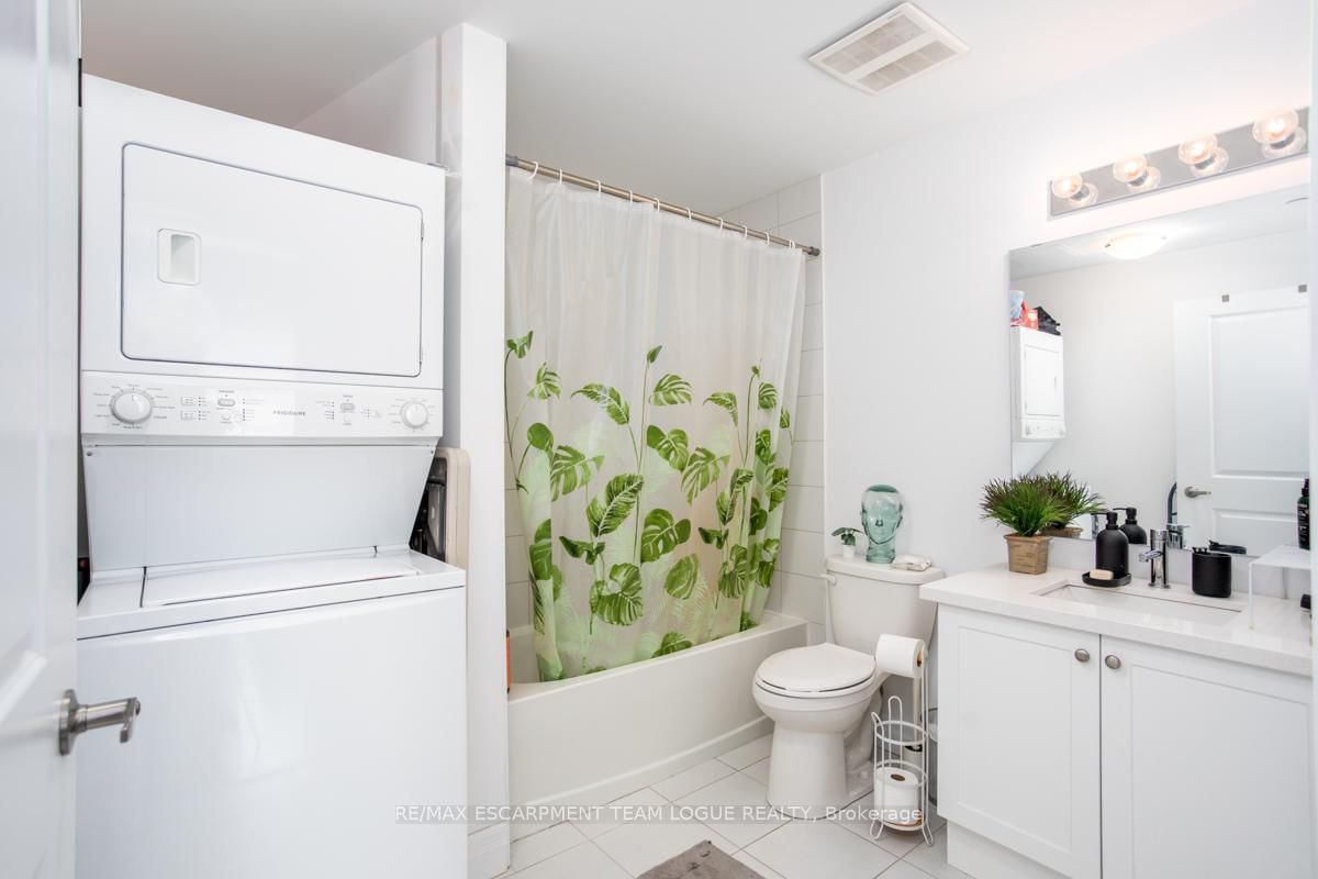 Condo for lease at 128-101 Shoreview Place, Hamilton, Ontario, L8E 0K2 - Stoney Creek - MLS: X12990070