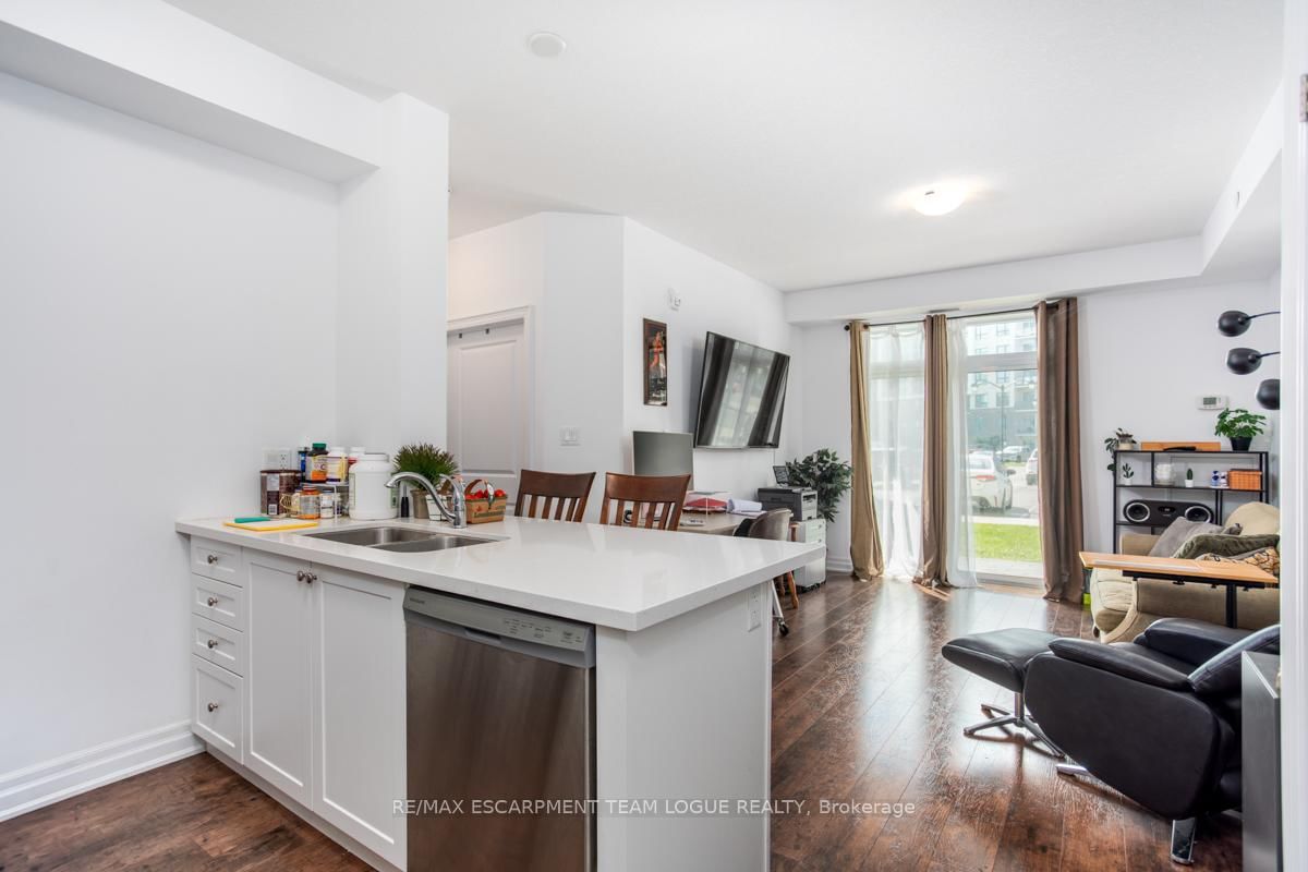 Condo for lease at 128-101 Shoreview Place, Hamilton, Ontario, L8E 0K2 - Stoney Creek - MLS: X12990070