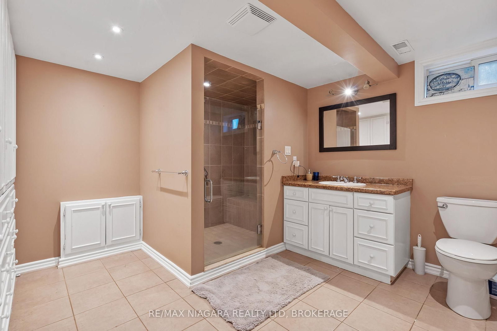 Detached House for sale at 56 Royal Oak Drive, Welland, Ontario, L3C 5V9 - N. Welland - MLS: X12990098