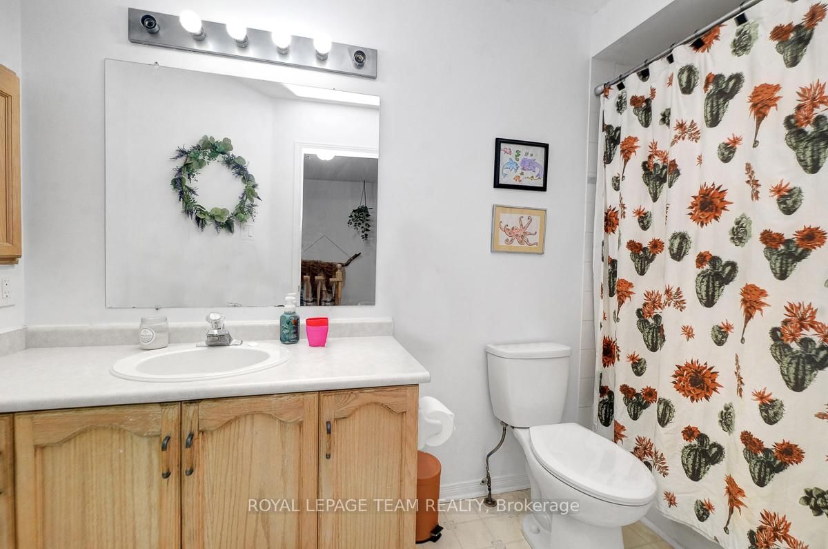 4 Thornbury Crescent - Photo 17