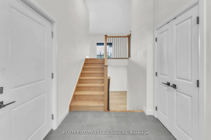 109 TOWER Dr, North Bay, P1C 0A4 | Image 3