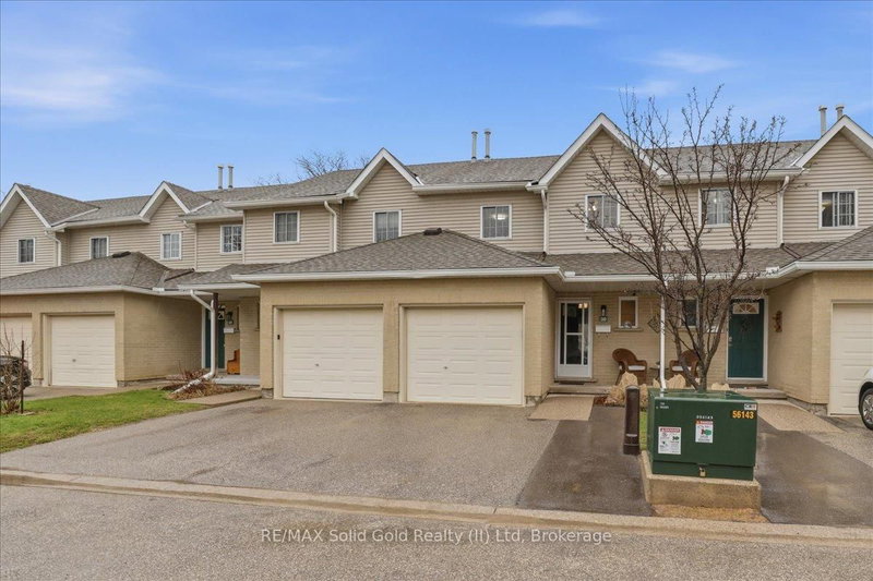 30 - 10 Holborn Crt, Kitchener, N2A 3Y9 | Image 2