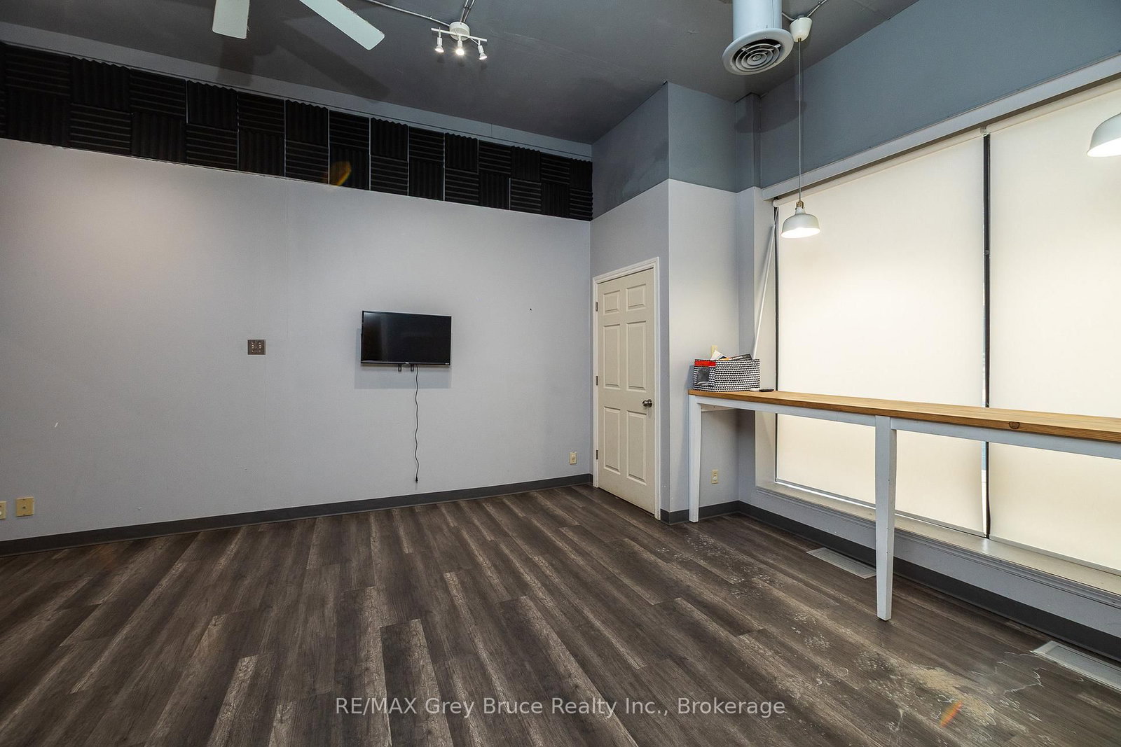 827 E 2nd Avenue • Owen Sound, ON photo 5