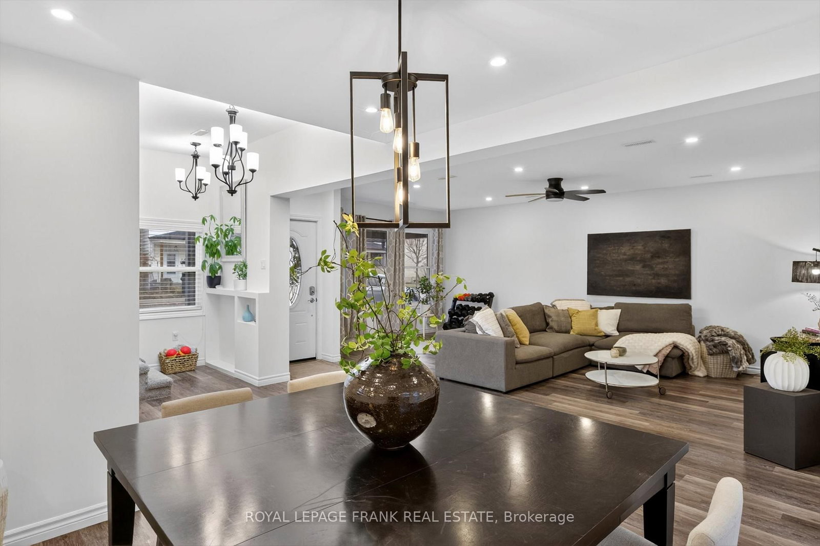 Detached House for sale at 113 Princess Street, Peterborough, Ontario, K9J 2A8 - Town Ward 3 - MLS: X12990314