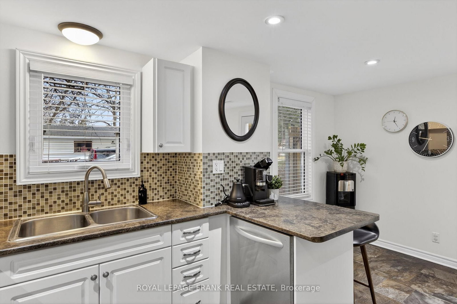 Detached House for sale at 113 Princess Street, Peterborough, Ontario, K9J 2A8 - Town Ward 3 - MLS: X12990314