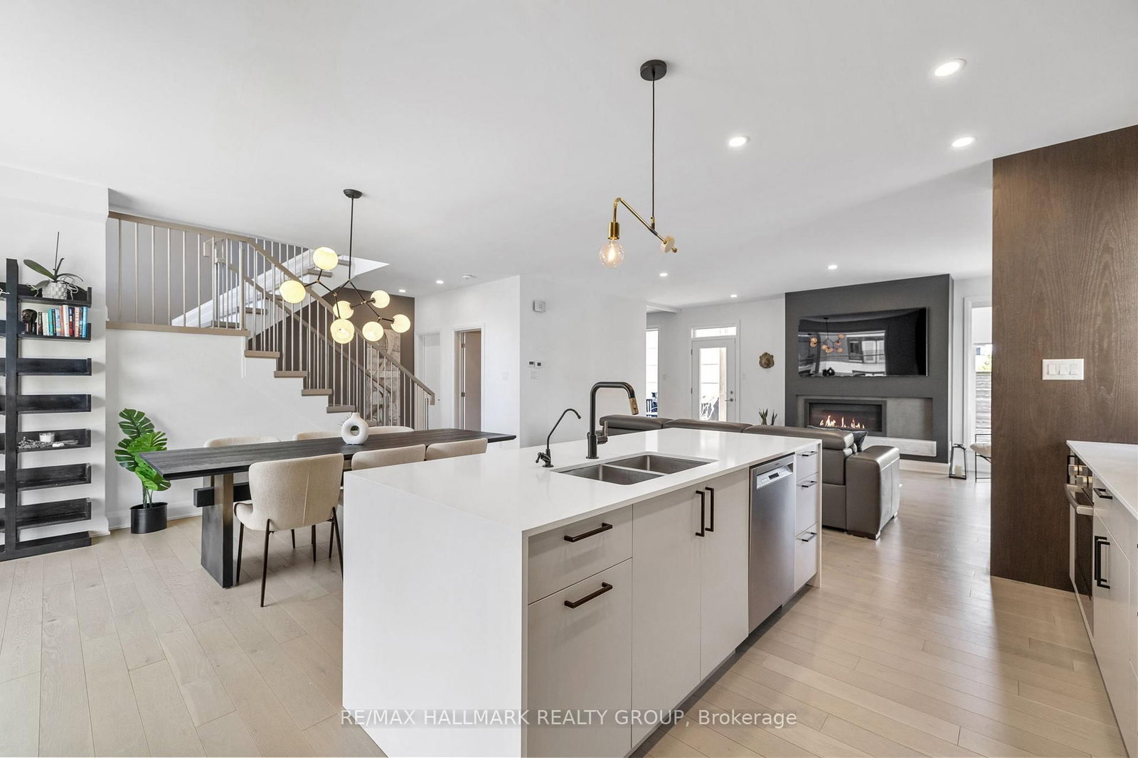 101 Tay Street - Photo 11