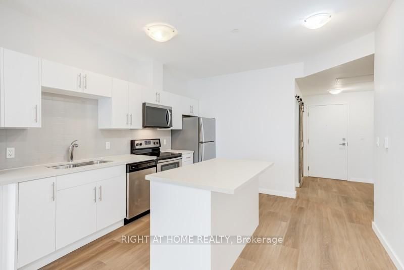 690 King Street, Unit 218 - Photo 4