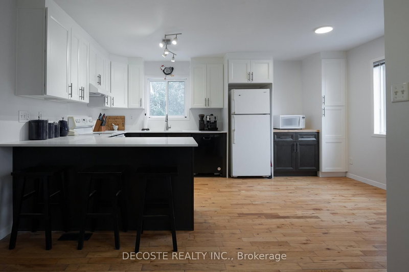 23 Wood St, South Glengarry, K0C 1N0 | Image 3