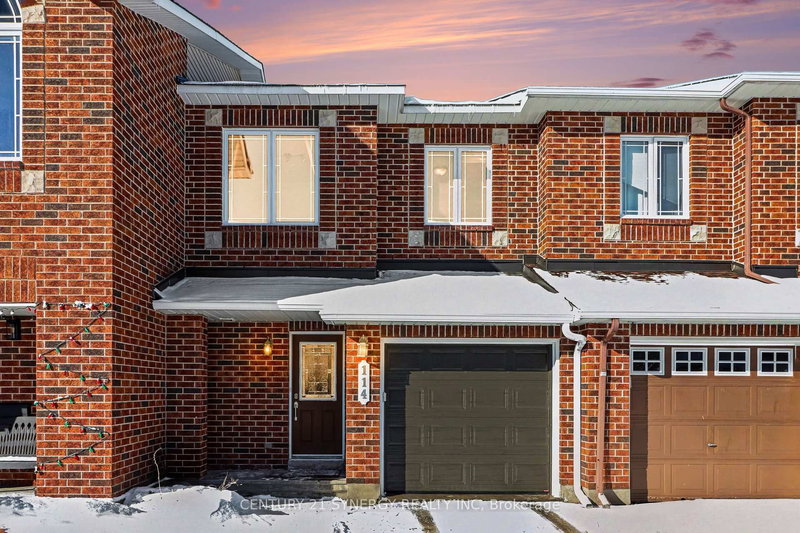 114 Silvermoon Cres, Ottawa, Ontario