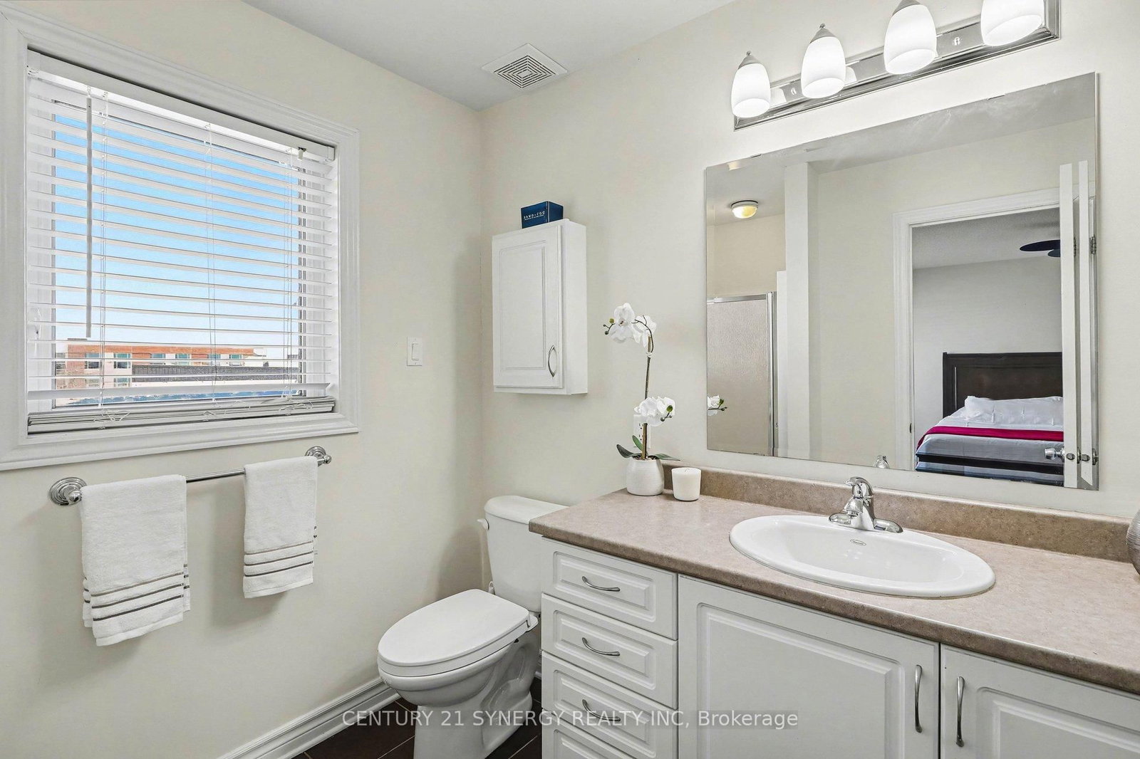 Townhouse for sale at 114 Silvermoon Crescent, Ottawa, Ontario, K4A 0P9 - Avalon East - MLS: X12990586