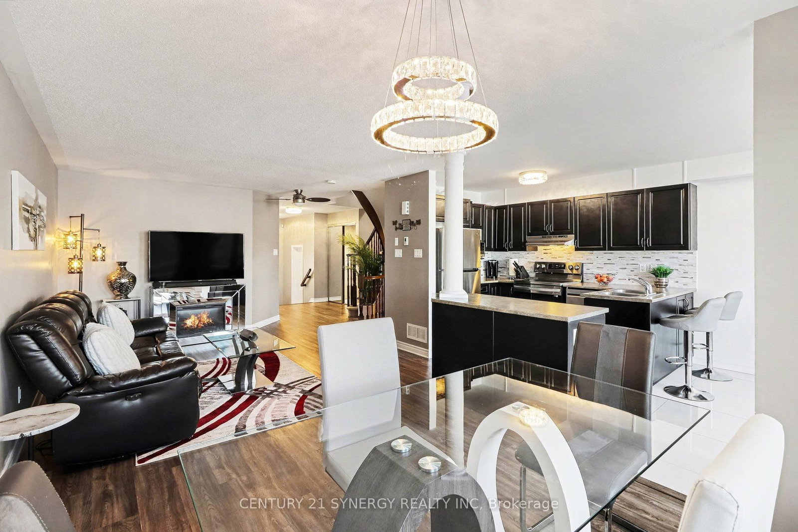 Townhouse for sale at 114 Silvermoon Crescent, Ottawa, Ontario, K4A 0P9 - Avalon East - MLS: X12990586