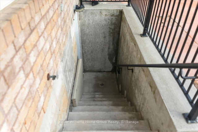 LOWER - 24 Baintree Way