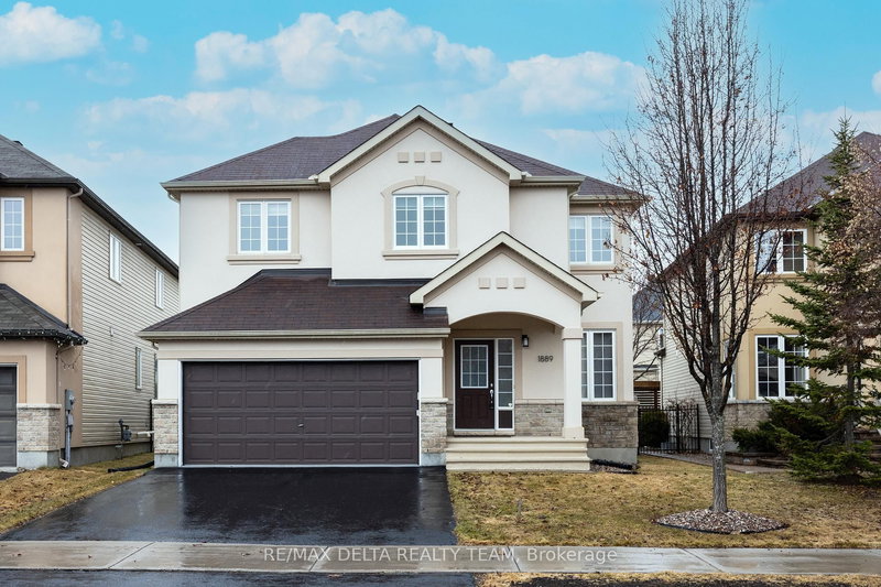 home for sale on 1889 Montmere Avenue