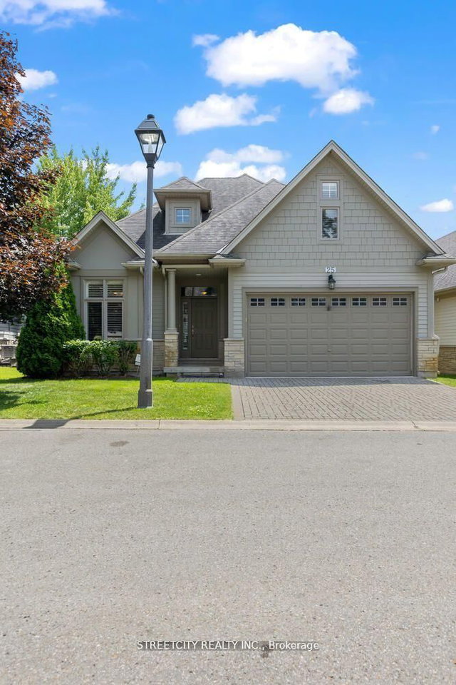 25 - 124 North Centre Road