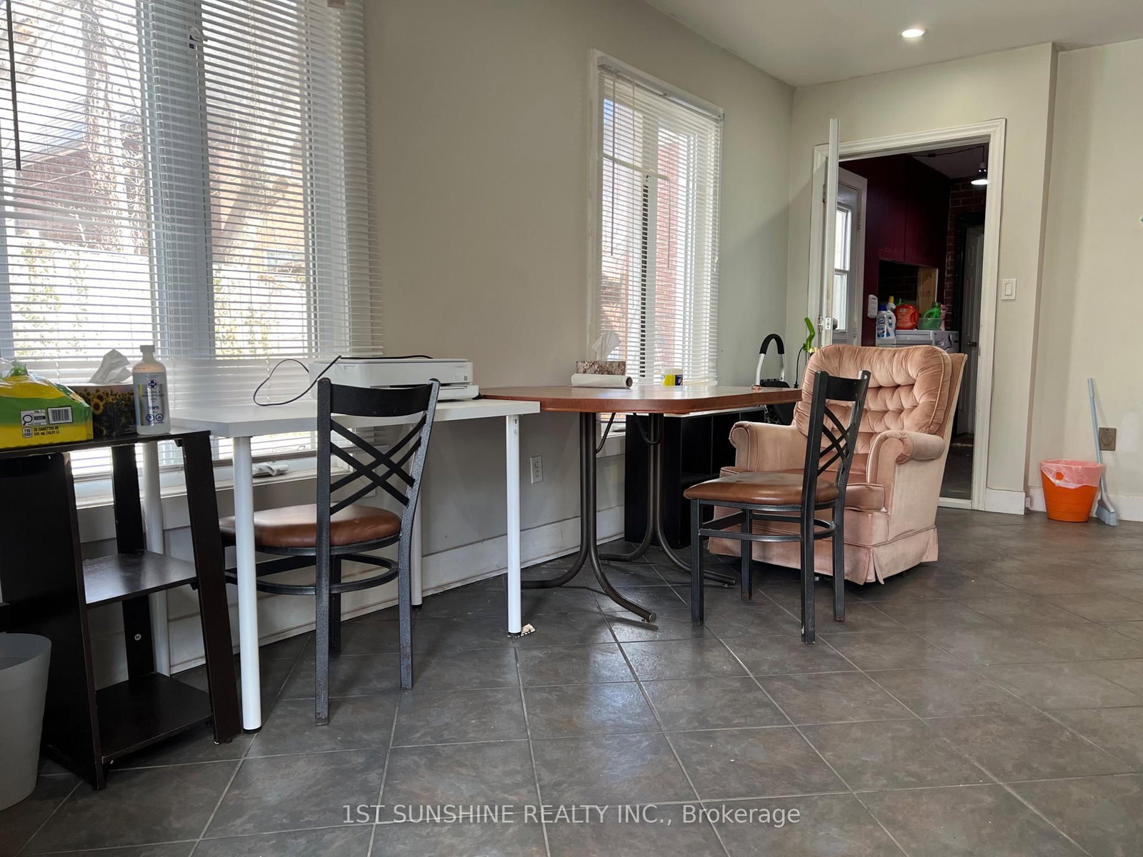 128 Arkell Street, Unit #Back Unit - Photo 4