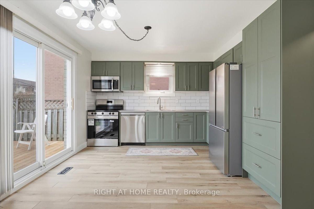 26 Ellington Avenue - Photo 11