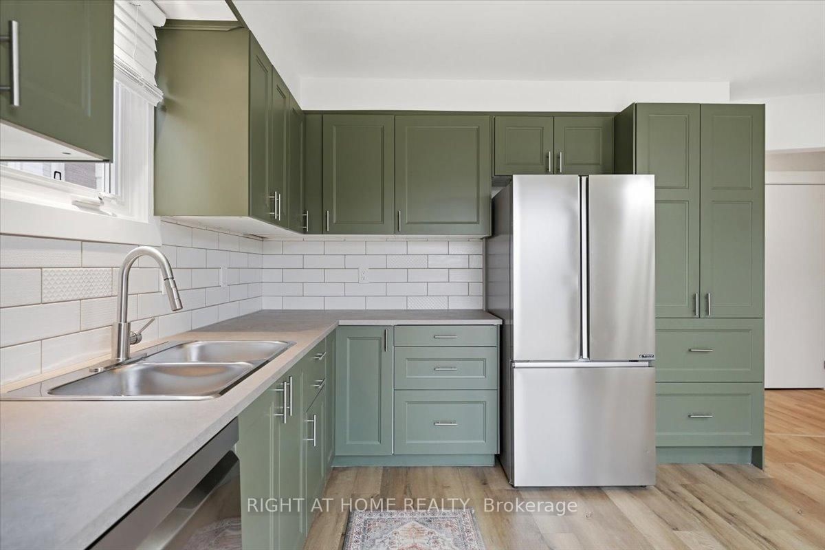 26 Ellington Avenue - Photo 15