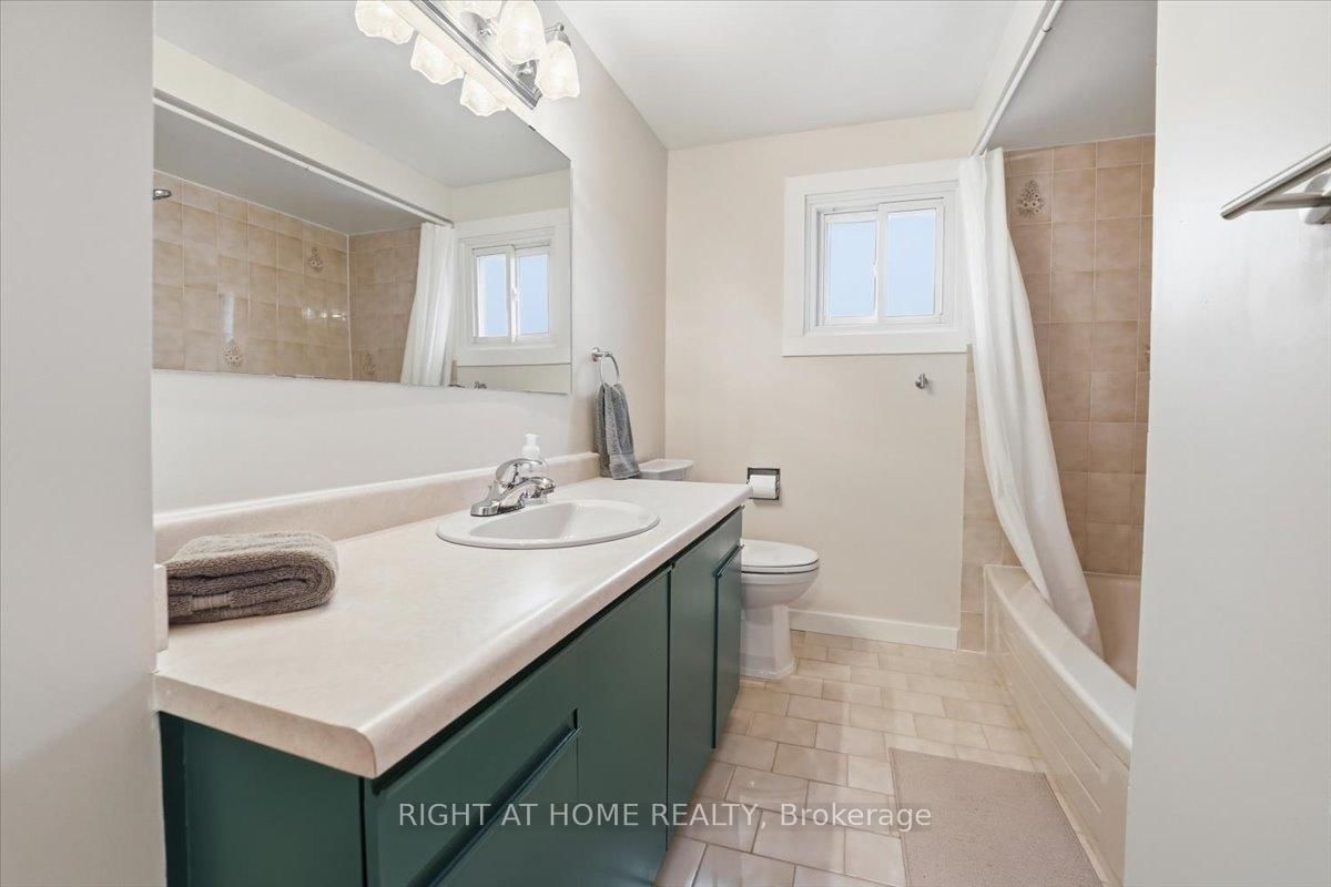 26 Ellington Avenue - Photo 30