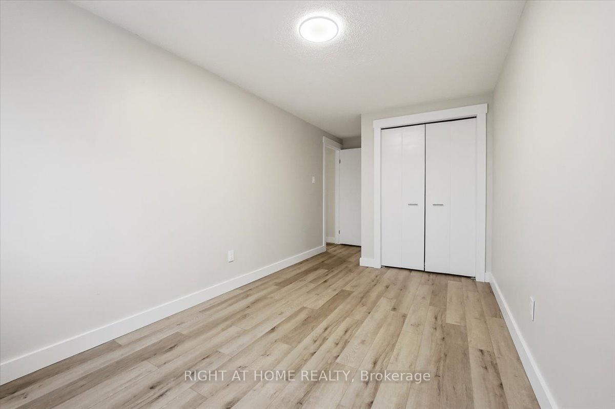 26 Ellington Avenue - Photo 33